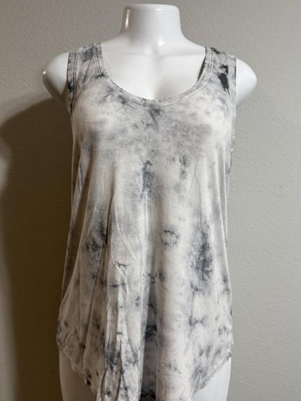 American Eagle Tank Top Grey and White Tie-Dye Size L